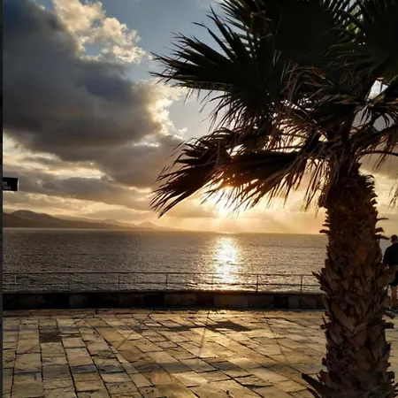 Home2book Modern & Chic In La Isleta Appartement