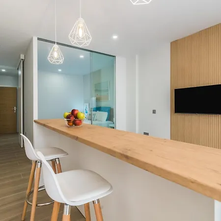 Home2book Modern & Chic In La Isleta Appartement *