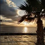 Home2book Modern & Chic In La Isleta Apartman